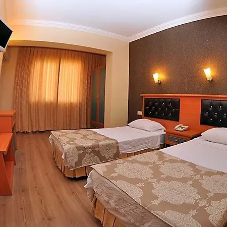 Hotel Epic 3*